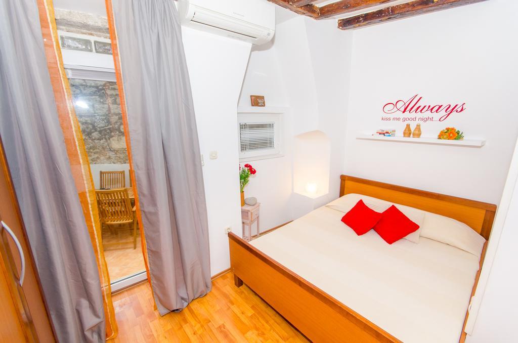Studios Anna Ровинь Номер фото